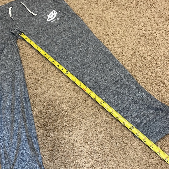 Nike jogger sweatpants - Picture 6 of 11